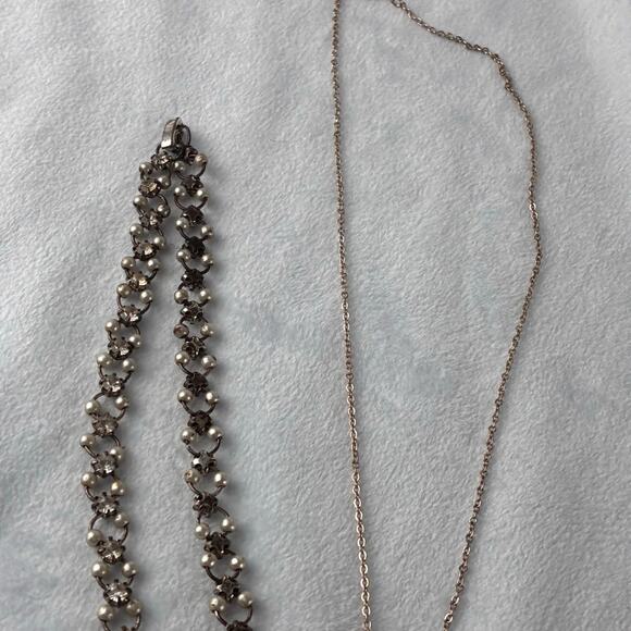 Lot Of 2 Vintage Style Pearl Rhinestone & Gold Tone Pendant Choker Y2K Necklaces - Picture 5 of 7